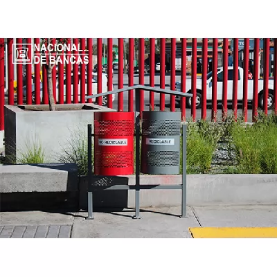 Botes de Basura para Parques